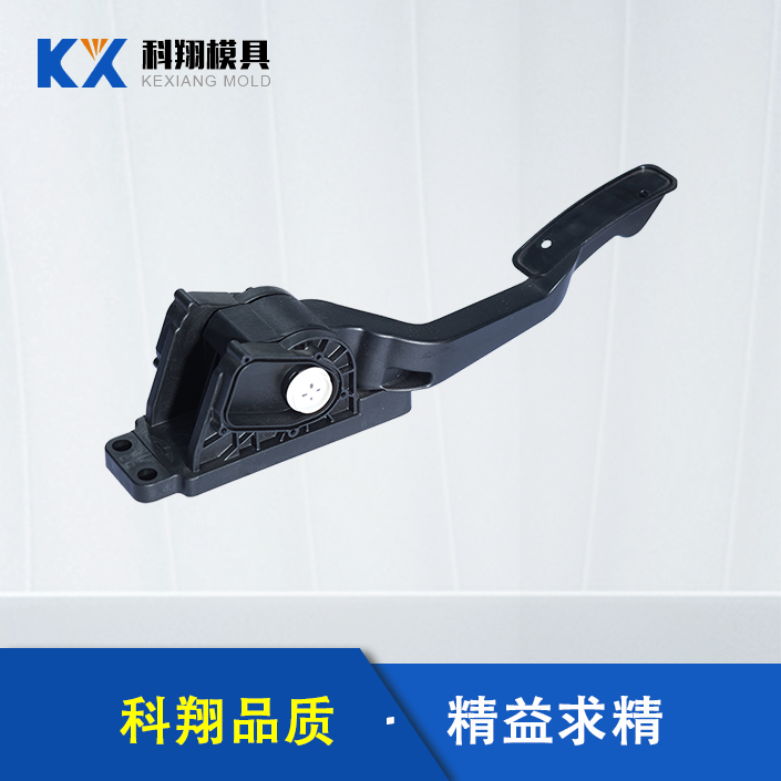 塑膠模具是什么？塑膠模具對(duì)比塑料模具有什么區(qū)別？